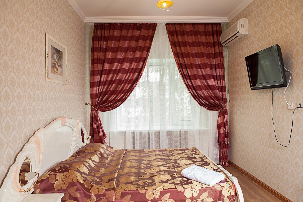 Hotel Topaz Astana Exteriör bild